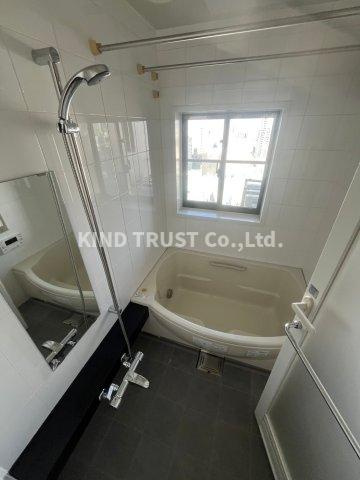 シティタワー梅田イーストの浴室|コンパクトで使いやすいお風呂です