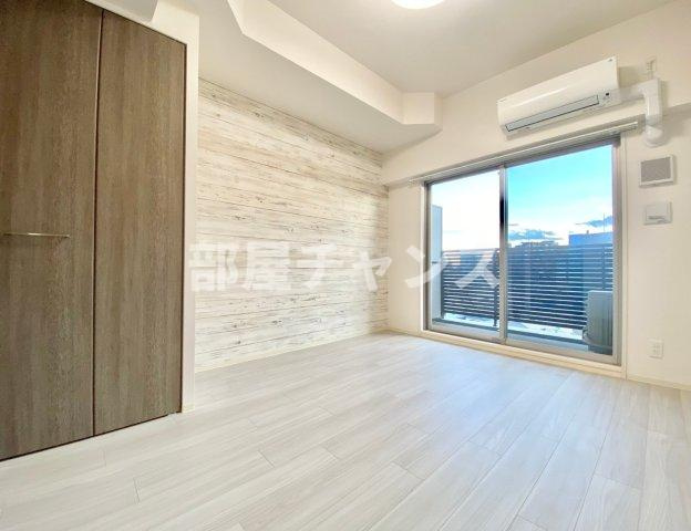 プレサンス新栄ユリシスの居間・リビング