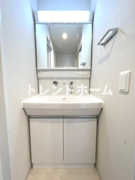 リフレ天満橋の独立洗面台|選べる家電プランあり！！