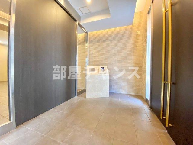 カレント新栄のエントランス