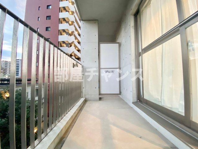 鶴舞ガーデンコートのバルコニー