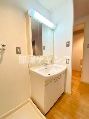 鶴舞ガーデンコートの独立洗面台