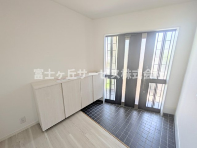 【玄関】 | 浜松市中央区和合町 中古戸建て | 玄関です