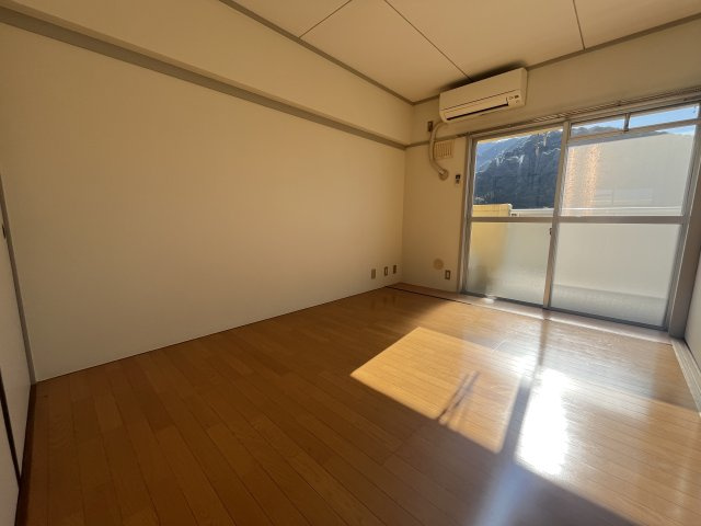 80Hills八代Ⅱの内装