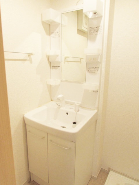 タカ・アンジュの洗面所