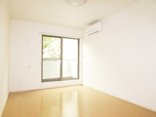 タカ・アンジュの居間・リビング