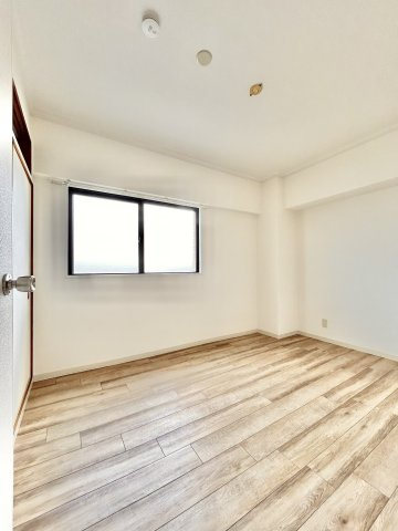 アビタシオン千種の洋室