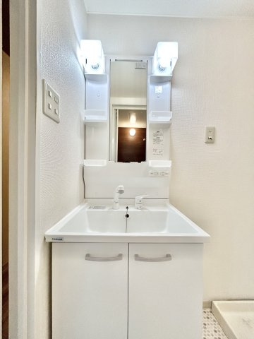 アビタシオン千種の独立洗面台