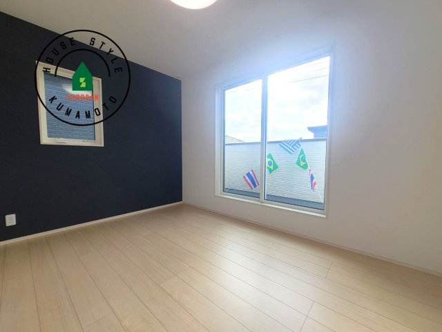 熊本市北区鶴羽田4丁目第2-2棟（2号棟）の寝室|主寝室には収納力に優れたクローゼットがありますので、お部屋もすっきり片付きます。