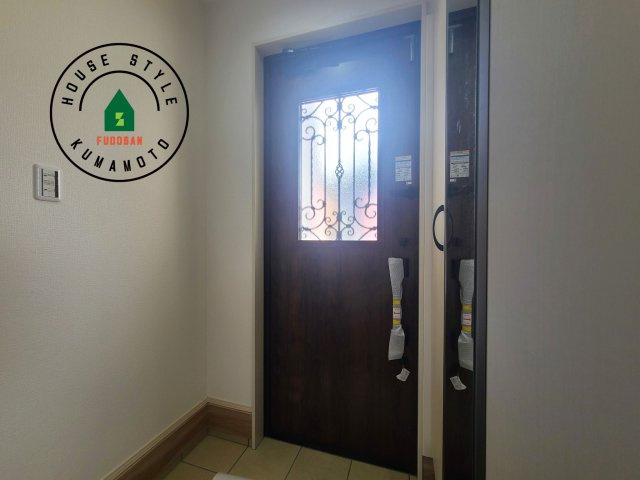 熊本市北区鶴羽田4丁目第2-2棟（2号棟）の防犯設備|二重ロックでしっかり防犯対策ができます。