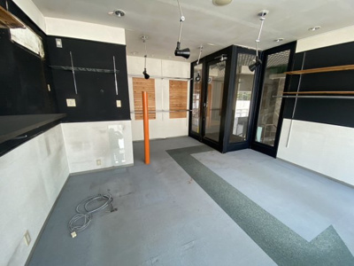  | 津市大門店舗E