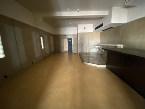  | 津市大門店舗E