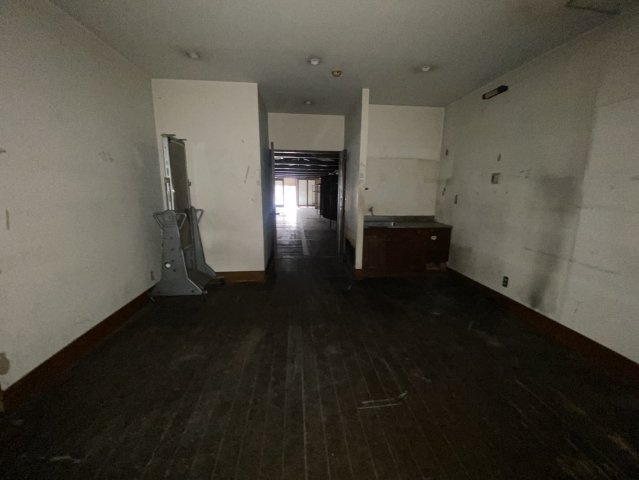  | 津市大門店舗E