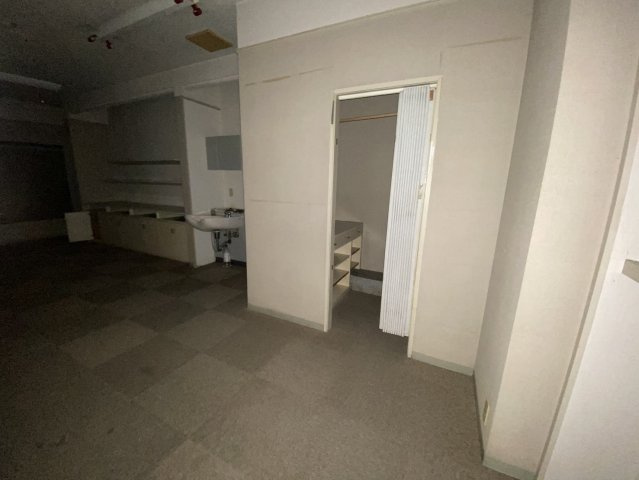  | 津市大門店舗E