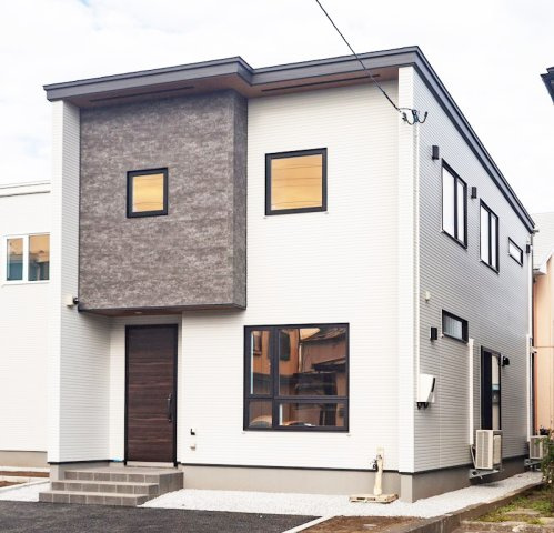 八戸市諏訪1丁目 A棟の外観