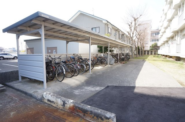 【その他共用部分】 | ハイツ仲田 | 駐輪場

