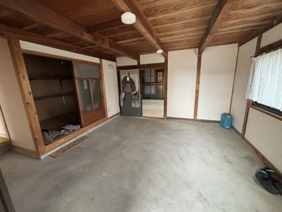 【玄関】 | 多可町中区天田　農地付き戸建