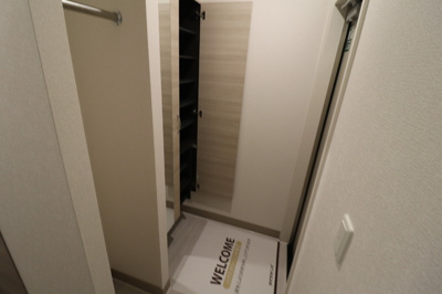 【玄関】 | アトレ千防 | 収納もある玄関です