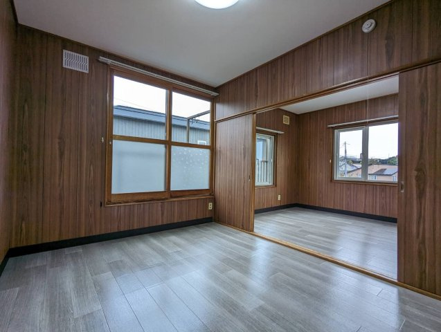 貝塚2丁目7番貸家の洋室