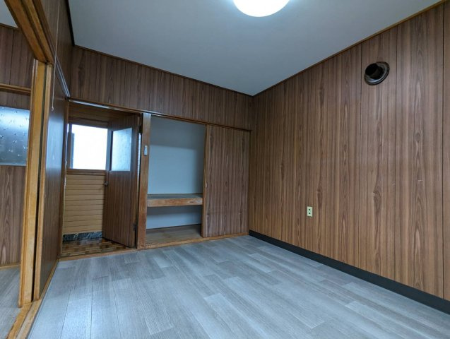 貝塚2丁目7番貸家の洋室