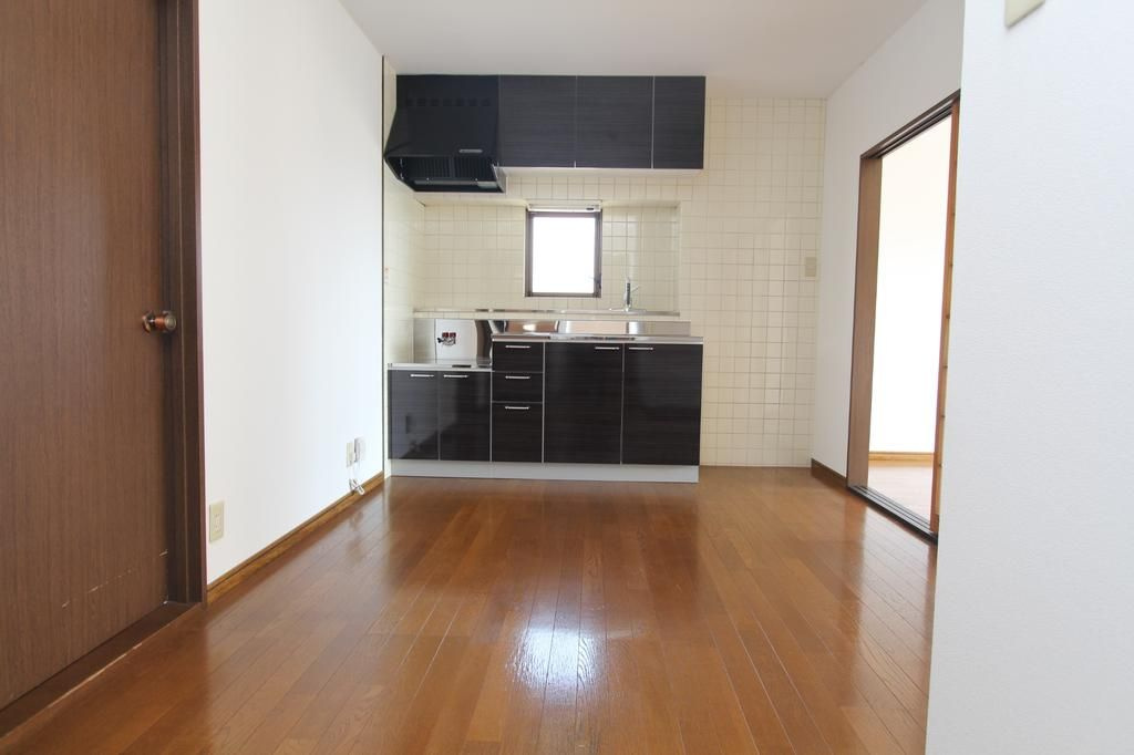 小牧市大字舟津の一棟マンション