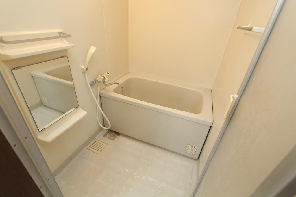 小牧市大字舟津の一棟マンション