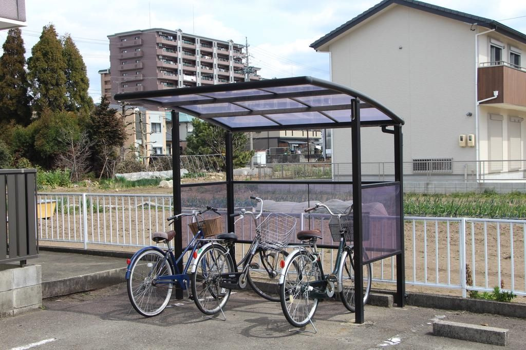 小牧市大字舟津の一棟マンション