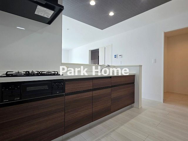 香美市土佐山田町百石町1丁目-2棟2-新築戸建てのキッチン