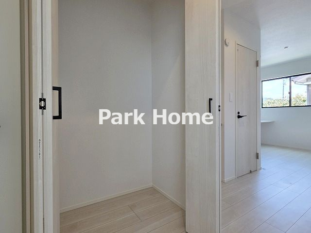 香美市土佐山田町百石町1丁目-2棟2-新築戸建ての収納|２F：ホール内収納