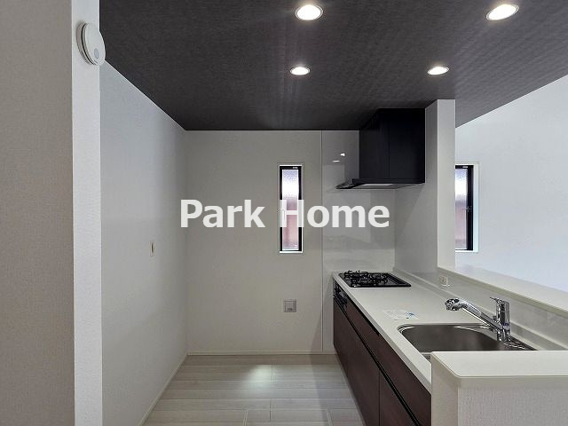 香美市土佐山田町百石町1丁目-2棟2-新築戸建てのキッチン