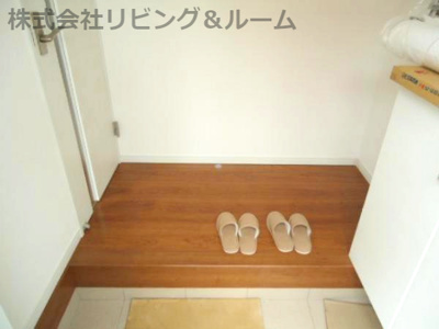 【玄関】 | 成城台ナミコハウス | 参考画像となります。