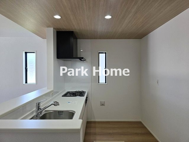 香美市土佐山田町百石町1丁目-2棟1-新築戸建てのキッチン