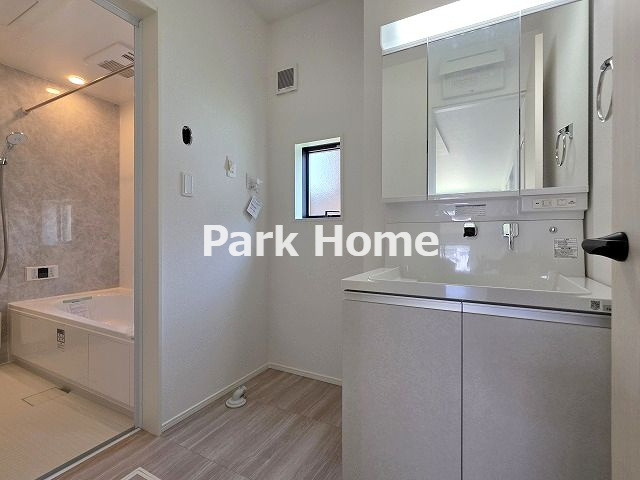 香美市土佐山田町百石町1丁目-2棟1-新築戸建ての洗面所