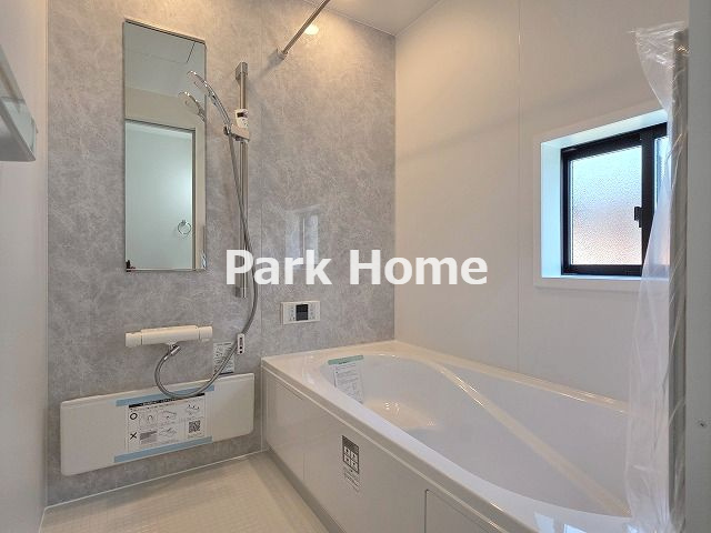 香美市土佐山田町百石町1丁目-2棟1-新築戸建ての浴室