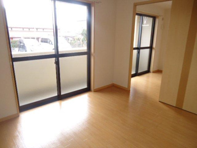 【居間・リビング】 | ルミナスガーデンＡ | リビング（イメージ）