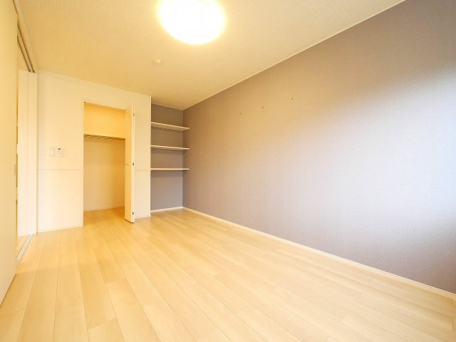 グランド萩ヶ丘Ⅱの洋室|個人の部屋や寝室として使える洋室です