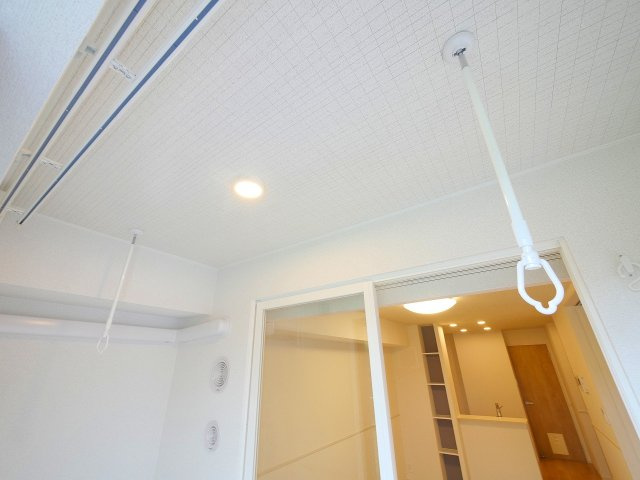 グランド萩ヶ丘Ⅱの設備|室内物干し