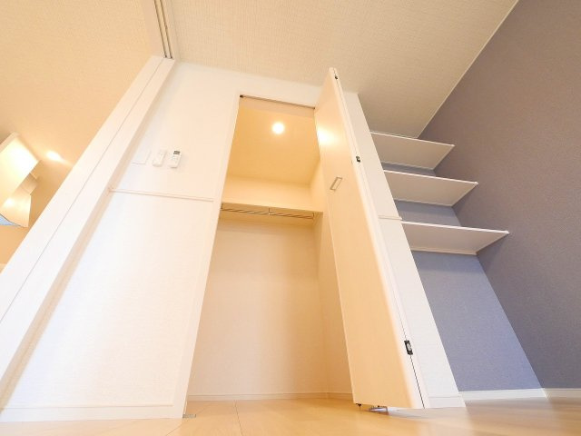 グランド萩ヶ丘Ⅱの収納|小物を収納するのに便利です