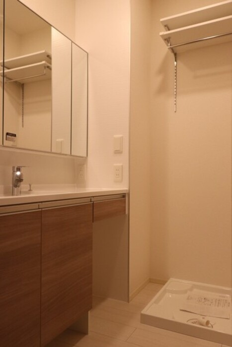 Lily Goldの洗面所|広い洗面スペースです★