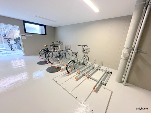 アクアプレイス江戸堀　仲介手数料無料の駐車場