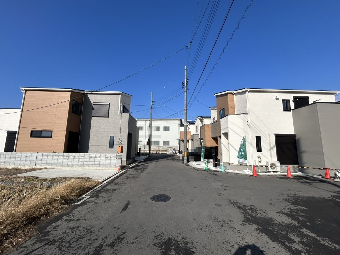 【成約済】京都市右京区西京極畑田町の前面道路含む現地写真