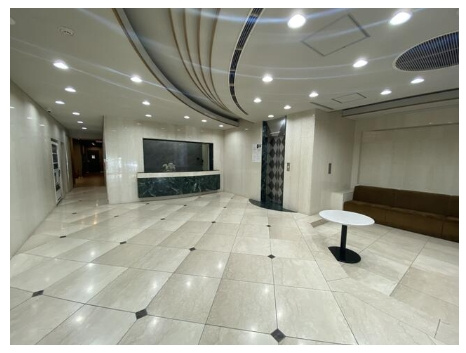 ストークビル三条烏丸のロビー