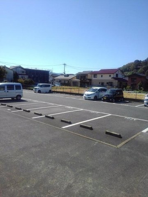 【駐車場】 | クローバーＡ
