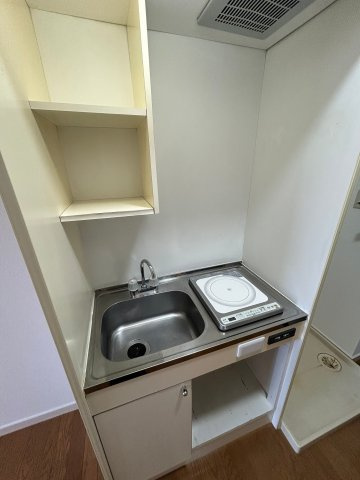 グラン逆瀬川のキッチン|お料理しやすいキッチンです