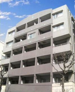 【外観】 | 鉄筋コンクリート造のがっちりとした建物。