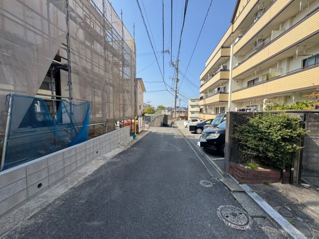 ーBloomーブルーム小倉北区高坊1丁目1期　【小倉北区　新築戸建て】の前面道路含む現地写真|現地撮影　2025,4,4　ーBloomーブルーム小倉北区高坊1丁目1期　【小倉北区　新築戸建て】