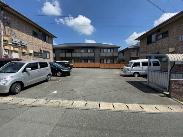 熊本市北区龍田４丁目のアパートの駐車場