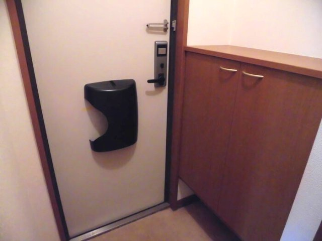 熊本市北区龍田４丁目のアパートの玄関