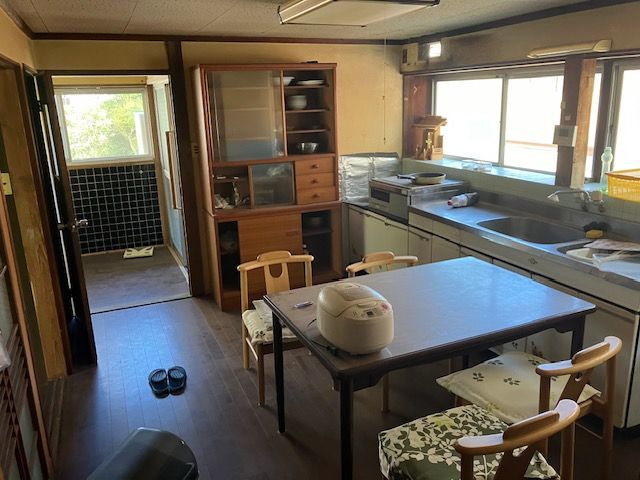 久留米市大橋町常持の中古一戸建の居間・リビング