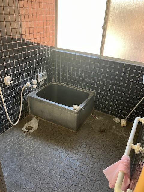 久留米市大橋町常持の中古一戸建の浴室